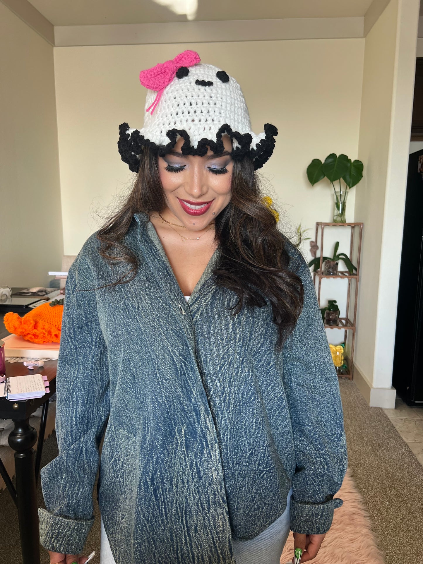 Ghostie Ruffled Hat