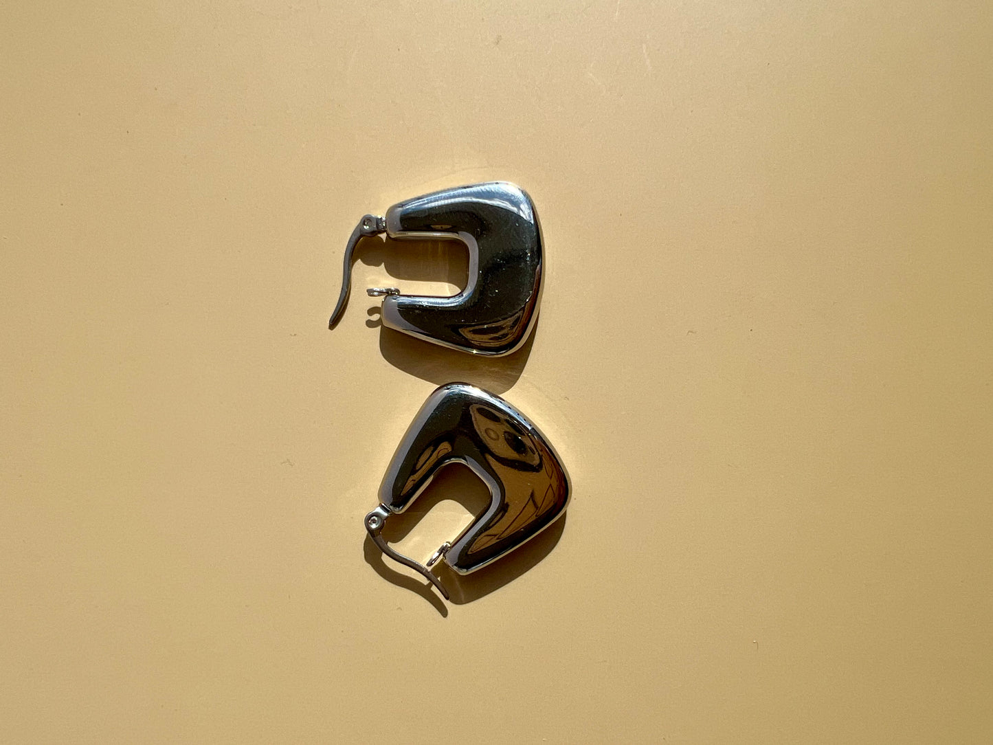 Hera's Lock