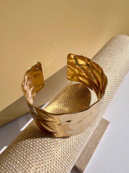 Rhea Gold